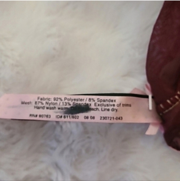 Victoria's Secret Sexy Little Things Burgandy Garter - Picture 9 of 9